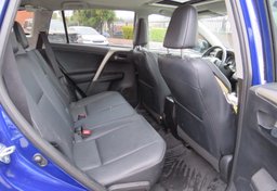 2015 Toyota RAV4 - Image 30