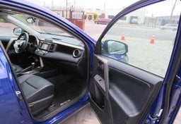 2015 Toyota RAV4 - Image 20