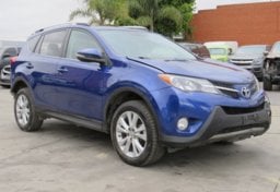 2015 Toyota RAV4 - Image 3