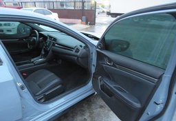 2020 Honda Civic Hatchback - Image 19