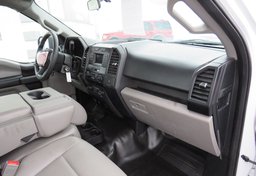 2019 Ford F-150 - Image 31