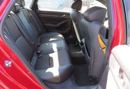 2020 Honda Accord Sedan - Image 28