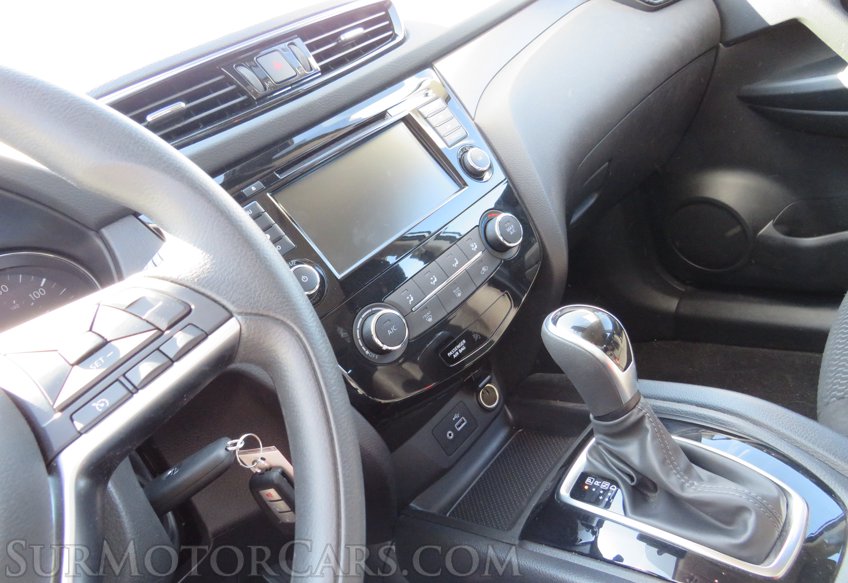 2021 Nissan Rogue Sport - Image 31