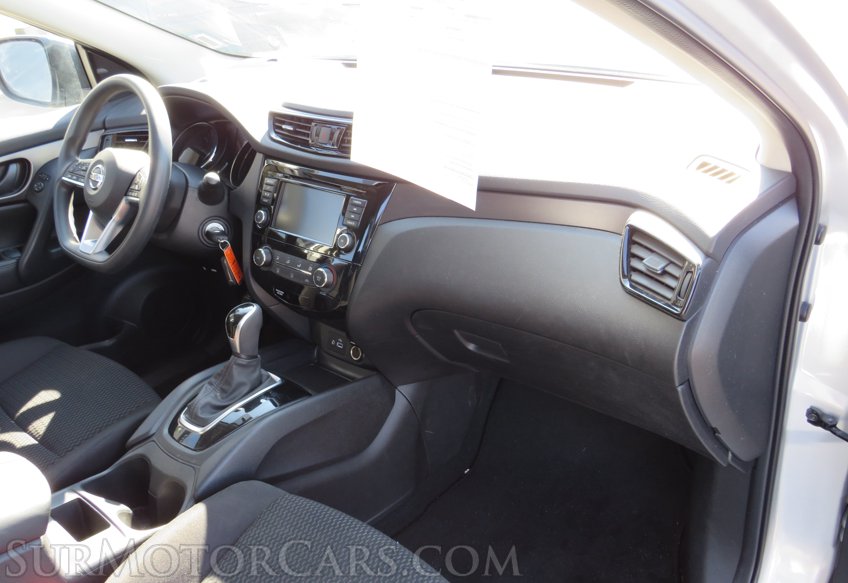 2021 Nissan Rogue Sport - Image 19