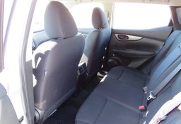 2021 Nissan Rogue Sport - Image 25