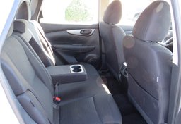 2021 Nissan Rogue Sport - Image 26