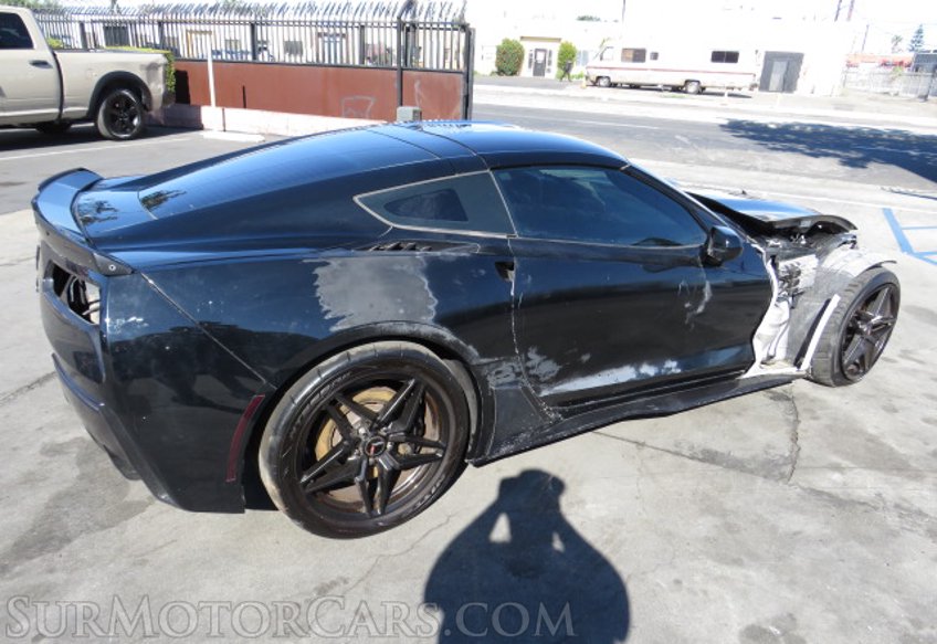 2015 Chevrolet Corvette - Image 6