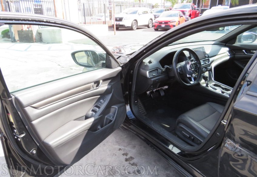 2019 Honda Accord Sedan - Image 19