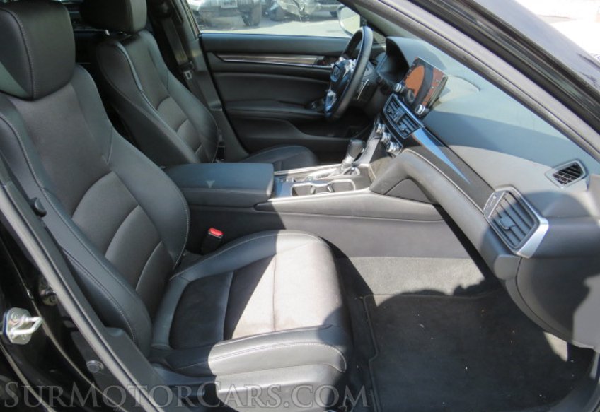 2019 Honda Accord Sedan - Image 26