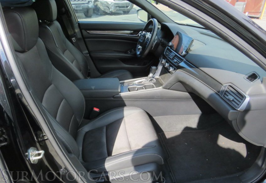 2019 Honda Accord Sedan - Image 24