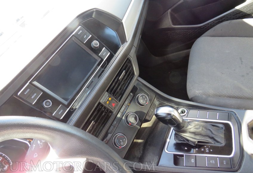 2021 Volkswagen Jetta - Image 33