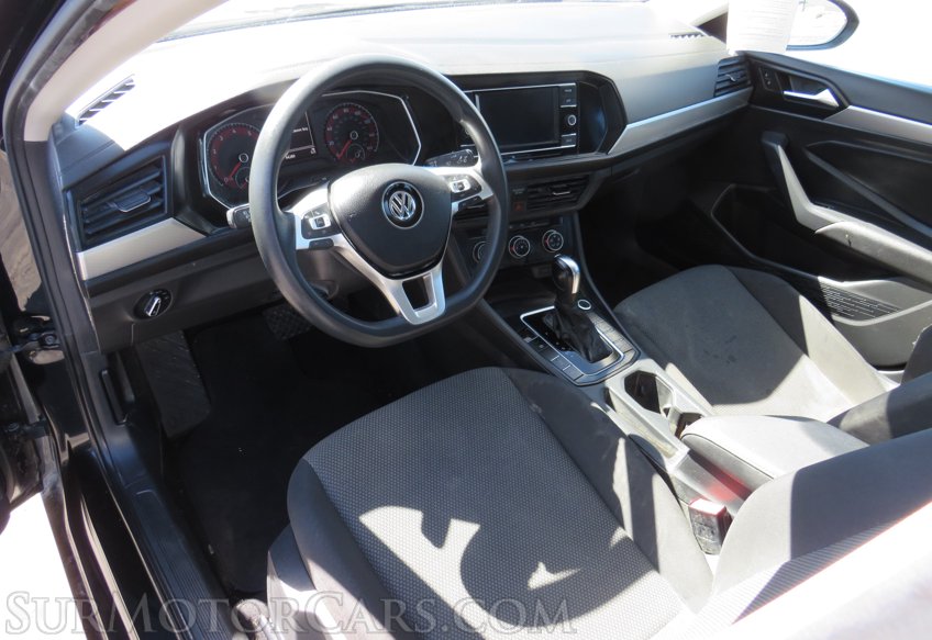 2021 Volkswagen Jetta - Image 24