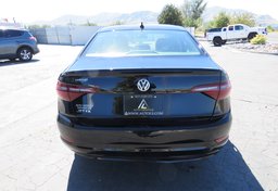 2021 Volkswagen Jetta - Image 13