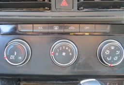 2021 Volkswagen Jetta - Image 36