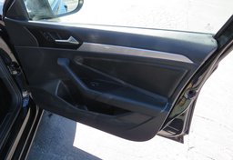 2021 Volkswagen Jetta - Image 43