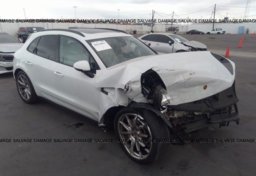 2018 Porsche Macan - Image 2