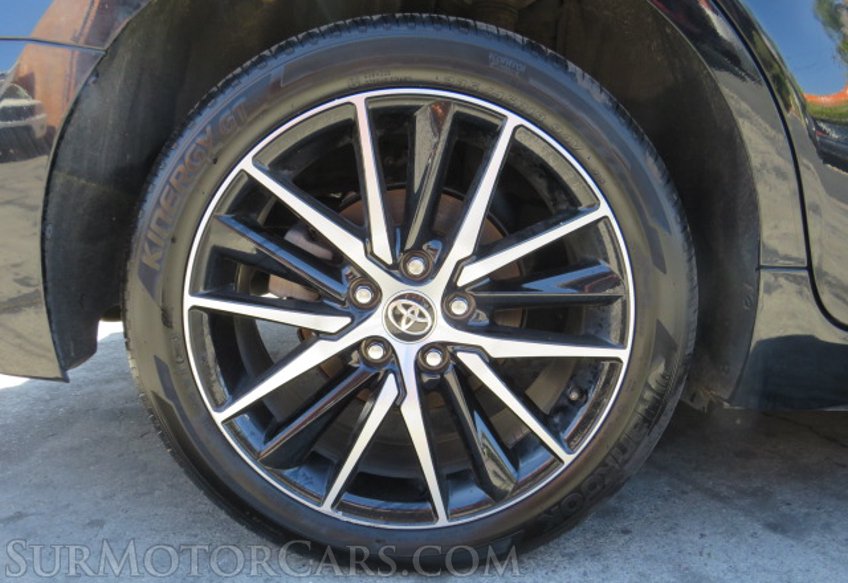 2021 Toyota Camry - Image 16