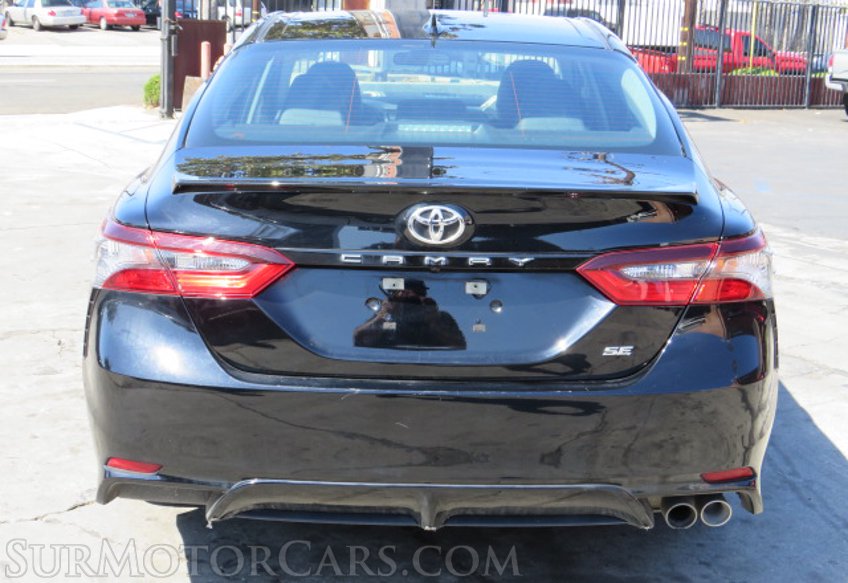 2021 Toyota Camry - Image 10