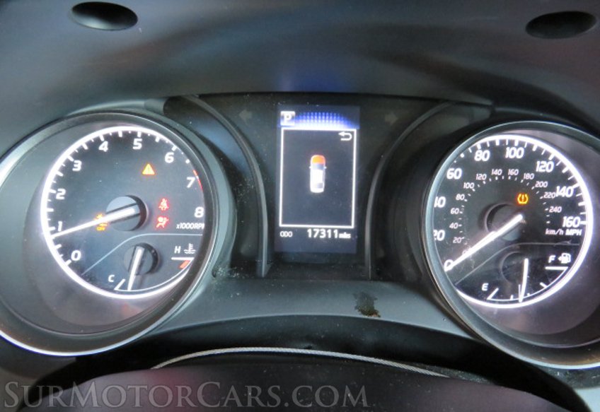2021 Toyota Camry - Image 31