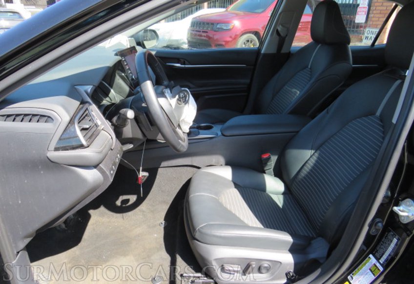 2021 Toyota Camry - Image 23