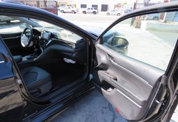 2021 Toyota Camry - Image 20