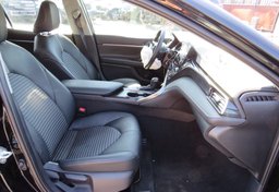 2021 Toyota Camry - Image 24