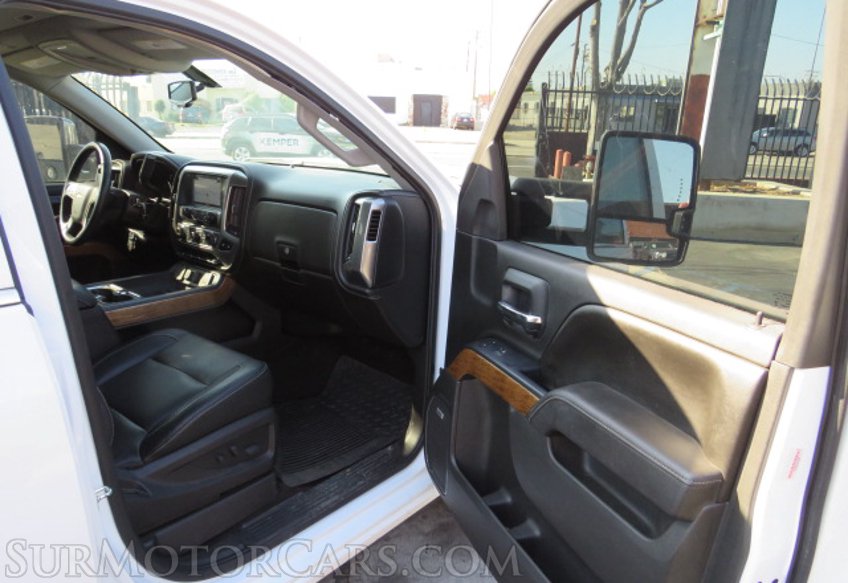 2017 Chevrolet Silverado 1500 - Image 21
