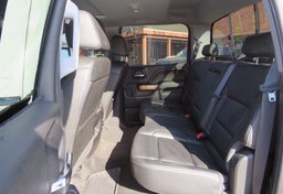 2017 Chevrolet Silverado 1500 - Image 29
