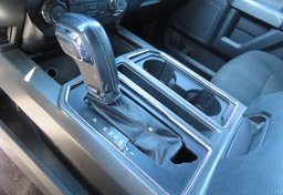 2015 Ford F-150 - Image 37