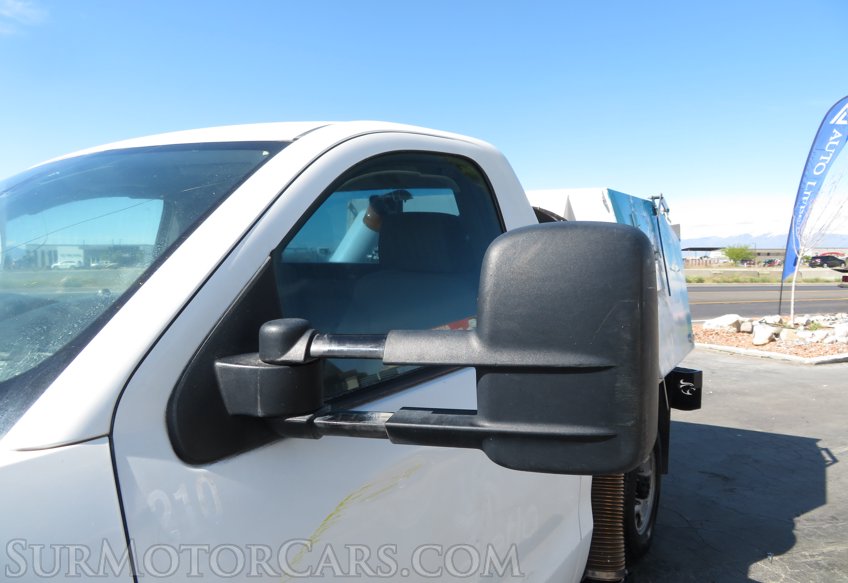 2016 GMC Sierra 2500HD - Image 13
