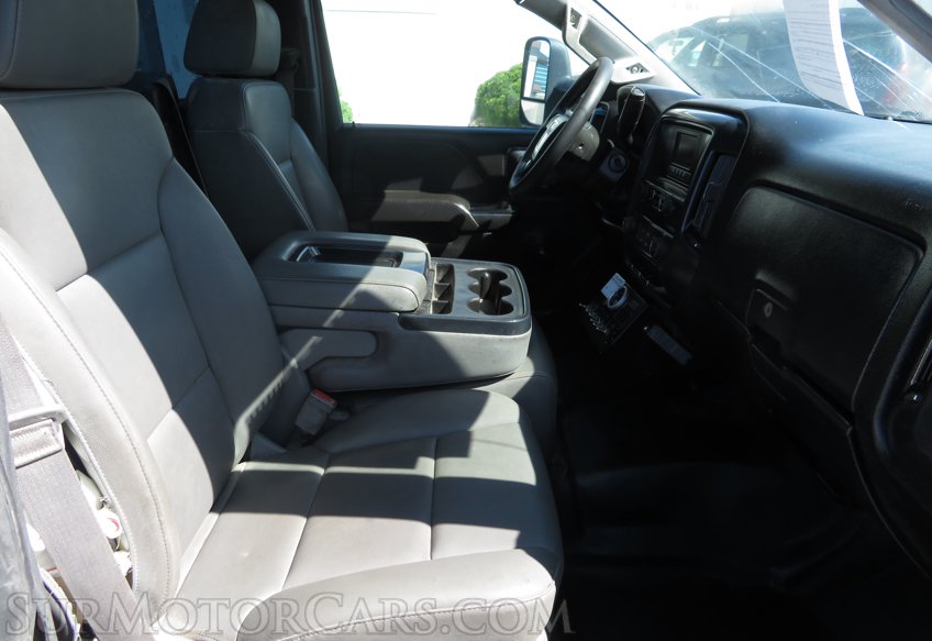 2016 GMC Sierra 2500HD - Image 28