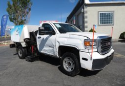 2016 GMC Sierra 2500HD - Image 2