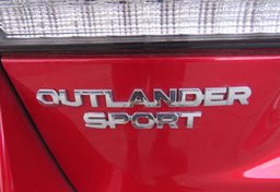 2020 Mitsubishi Outlander Sport - Image 41