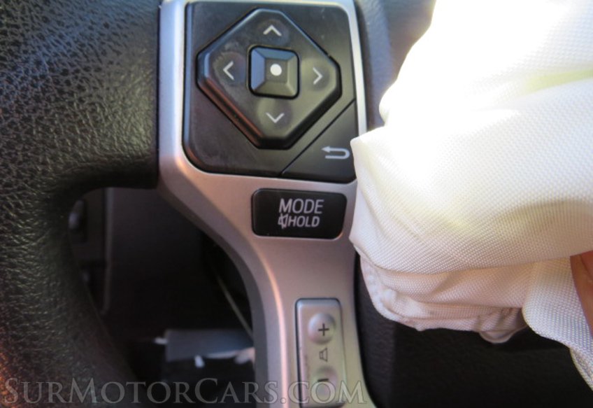 2017 Toyota Tundra 4WD - Image 36