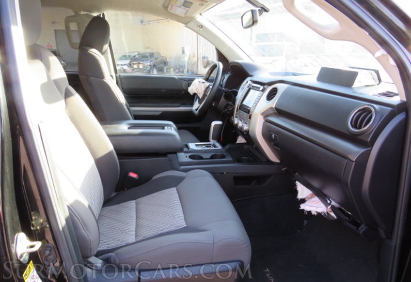 2017 Toyota Tundra 4WD - Image 30