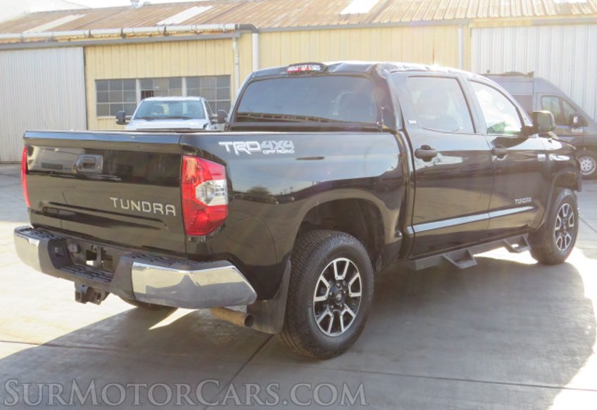 2017 Toyota Tundra 4WD - Image 8