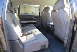 2017 Toyota Tundra 4WD - Image 34
