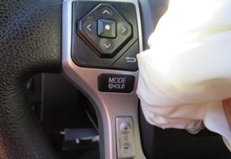 2017 Toyota Tundra 4WD - Image 36
