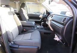 2017 Toyota Tundra 4WD - Image 28