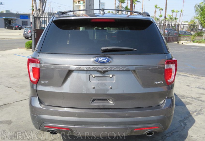 2017 Ford Explorer - Image 12