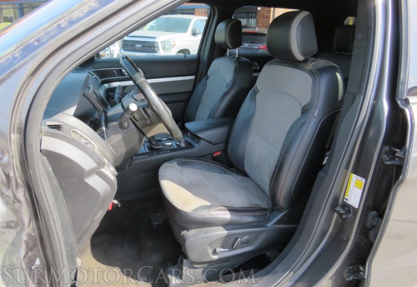 2017 Ford Explorer - Image 24