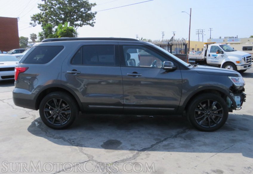 2017 Ford Explorer - Image 5