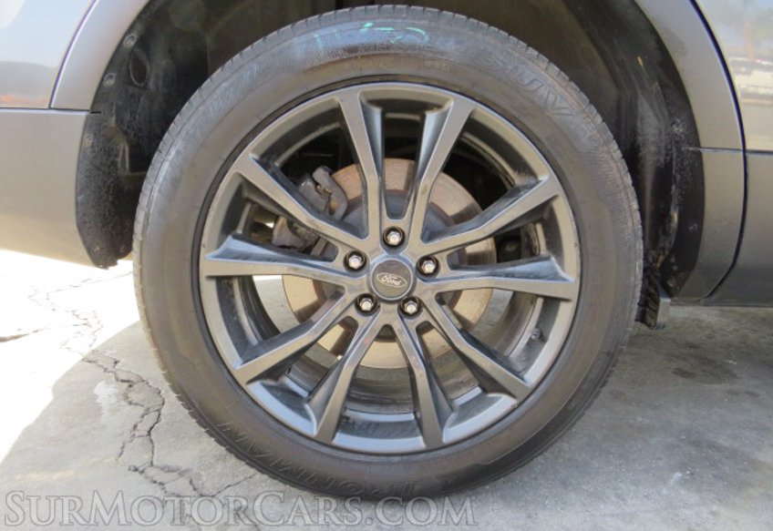 2017 Ford Explorer - Image 11