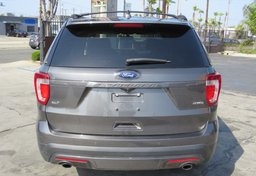 2017 Ford Explorer - Image 12