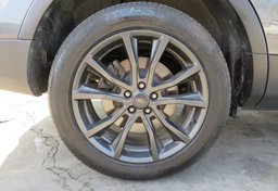 2017 Ford Explorer - Image 11