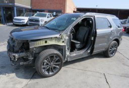 2017 Ford Explorer - Image 2