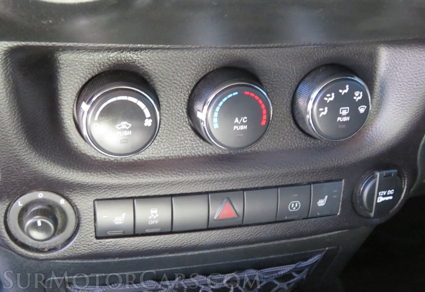 2015 Jeep Wrangler Unlimited - Image 28