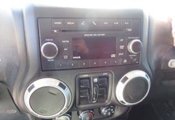 2015 Jeep Wrangler Unlimited - Image 29