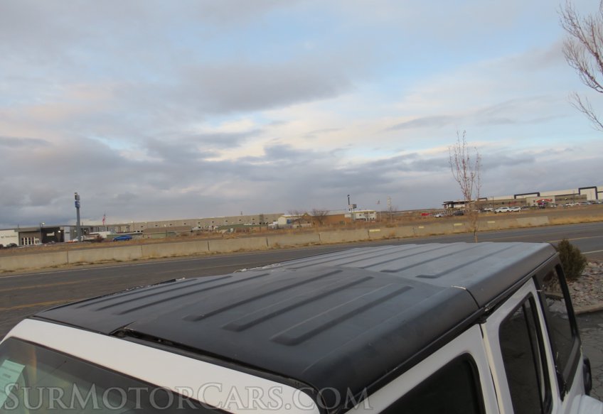 2022 Jeep Wrangler - Image 14