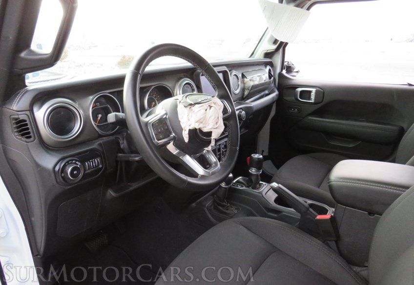2022 Jeep Wrangler - Image 24
